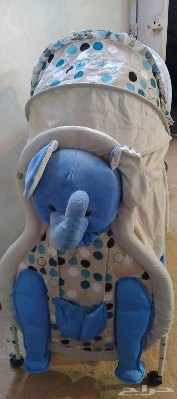 سرير اطفال للبيع استعمال اقل من شهر 6