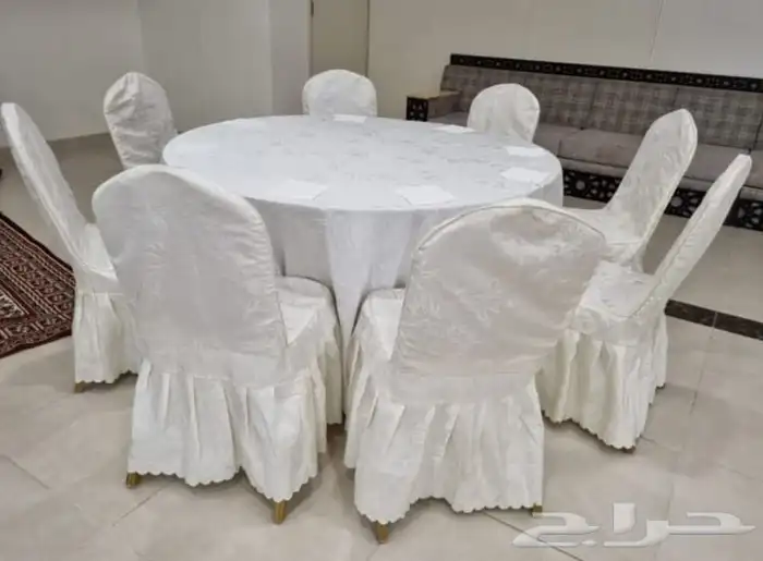 قهوجي وصبابين كراسي وطاولات 5