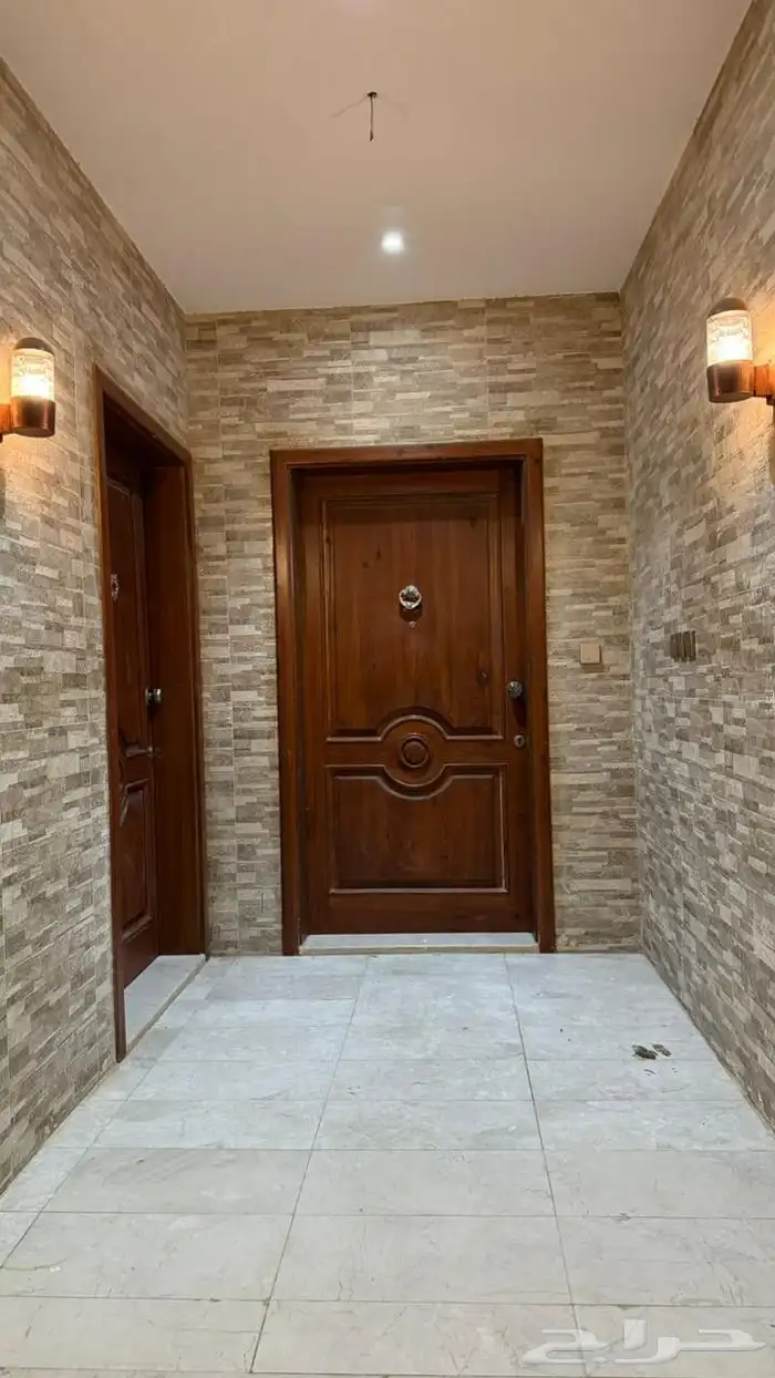 شقه واسعه للايجار حي الصالحيه خمس غرف 8