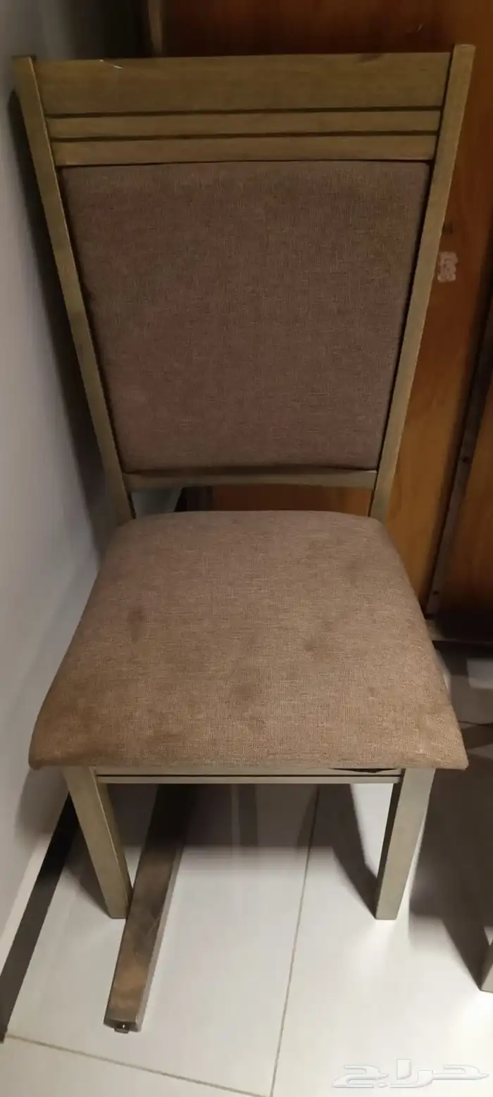 طاولة وفرن وميكرويف 4