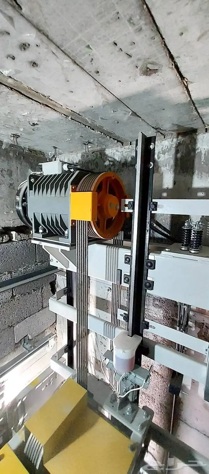 تركيبات جميع المصاعد وتصليح جميع الاعضاء للمصاعد وصيانه 6