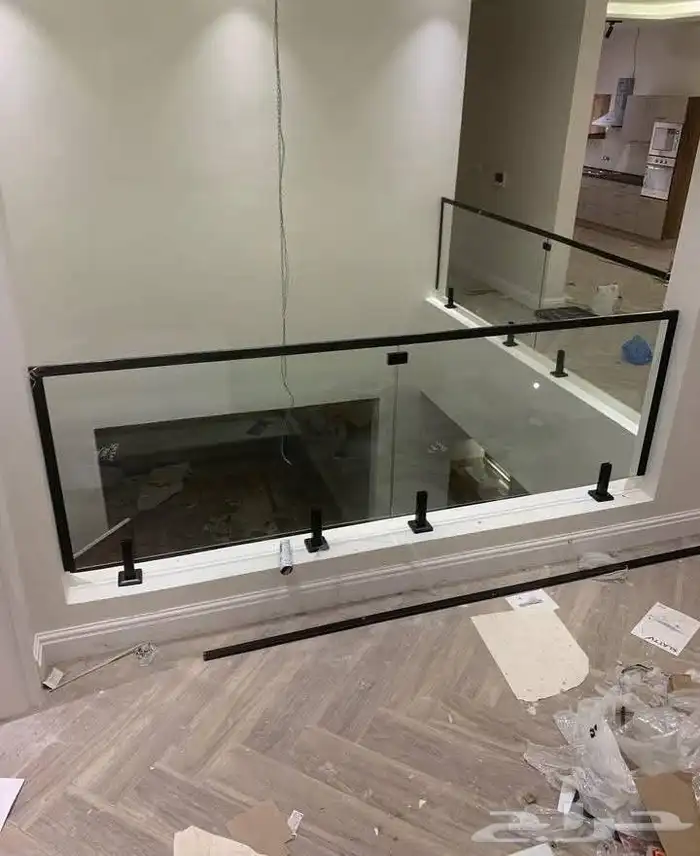 زجاج والمنيوم 1