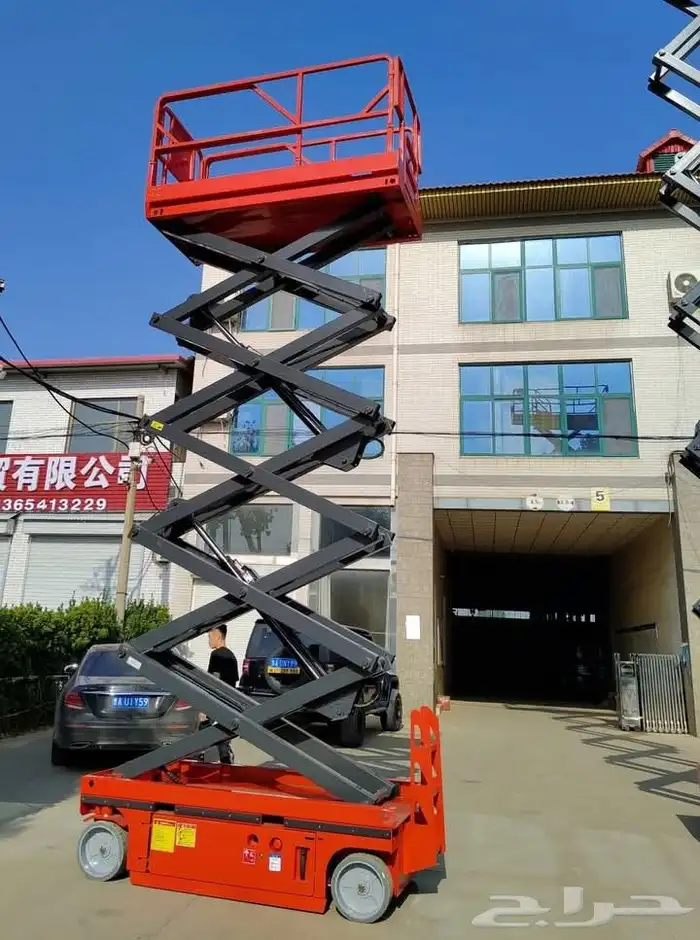 عرض خاص سيزرلفت مانلفت جميع مقاسات للايجار جي سي بي فوركلفت 4