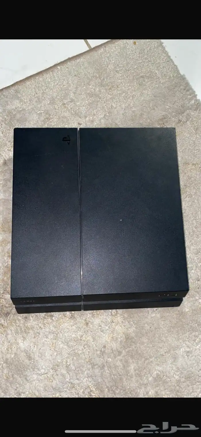 سوني 4 نضيف شبه جديد ومعاه 2 يد السعر 450 2