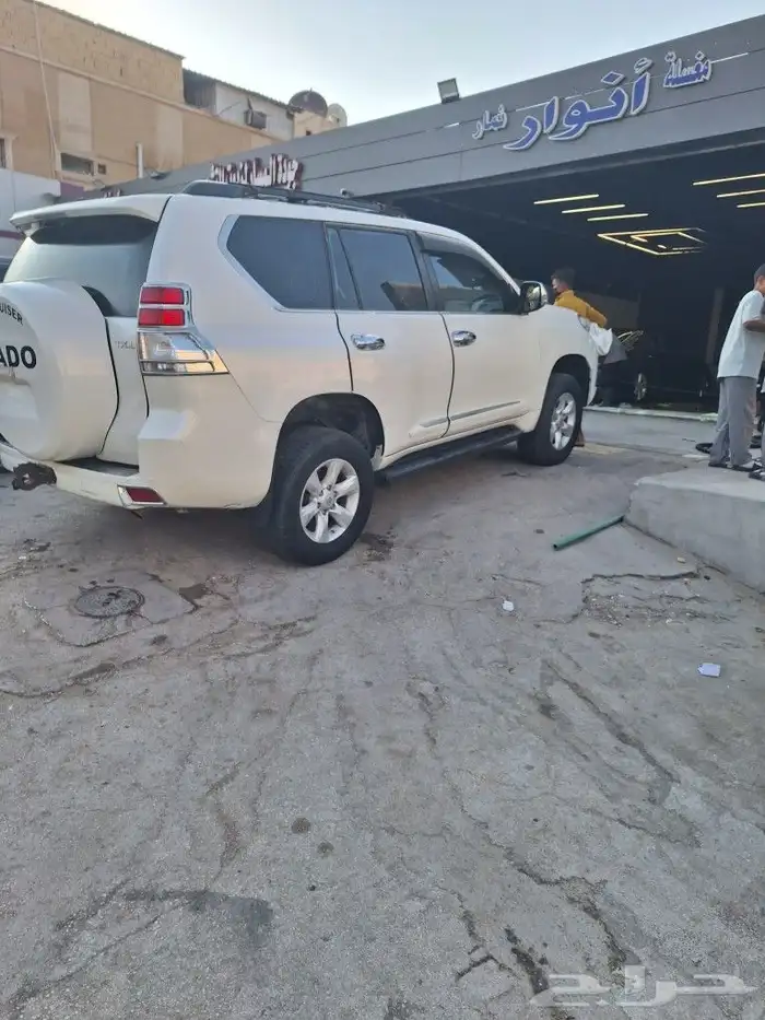 برادو 2010 فل كامل 6سلندر بصمه قير توماتيك للإستفسار 050 3