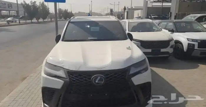 لكزس LX600 2025 0