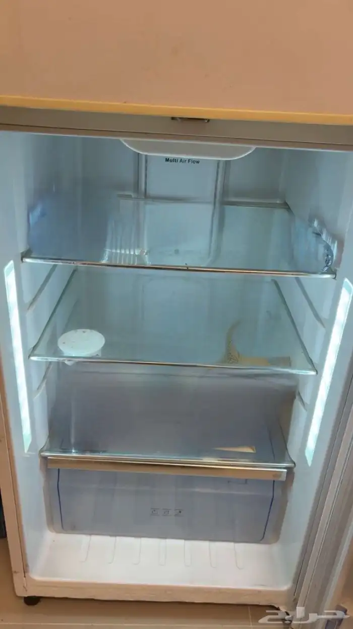ثلاجه للبيع 2