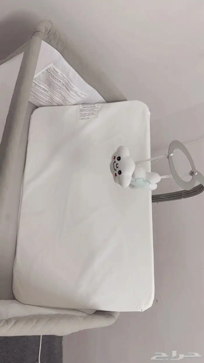 سرير اطفال شبه جديد 3