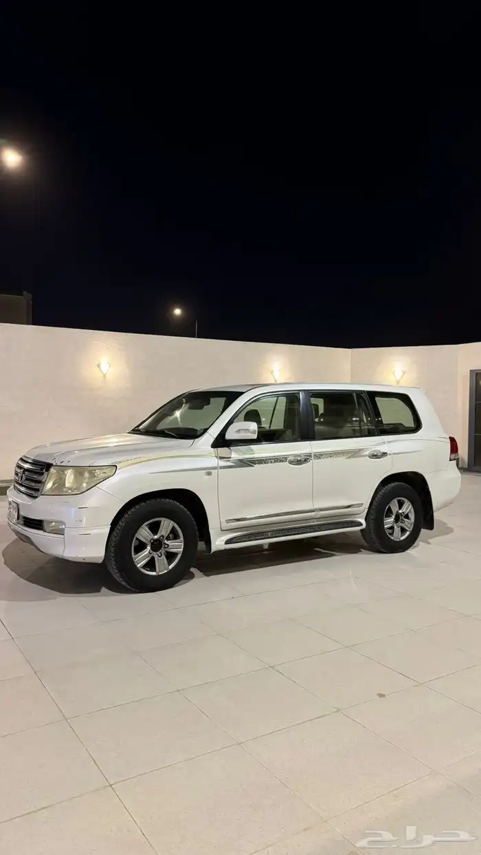 للبيع جكسار 2009 فل كامل سته سلندر. 2