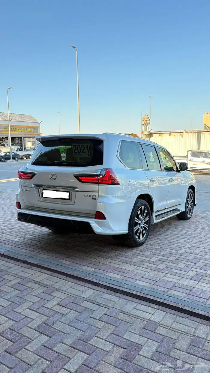 لكزس 2021 2