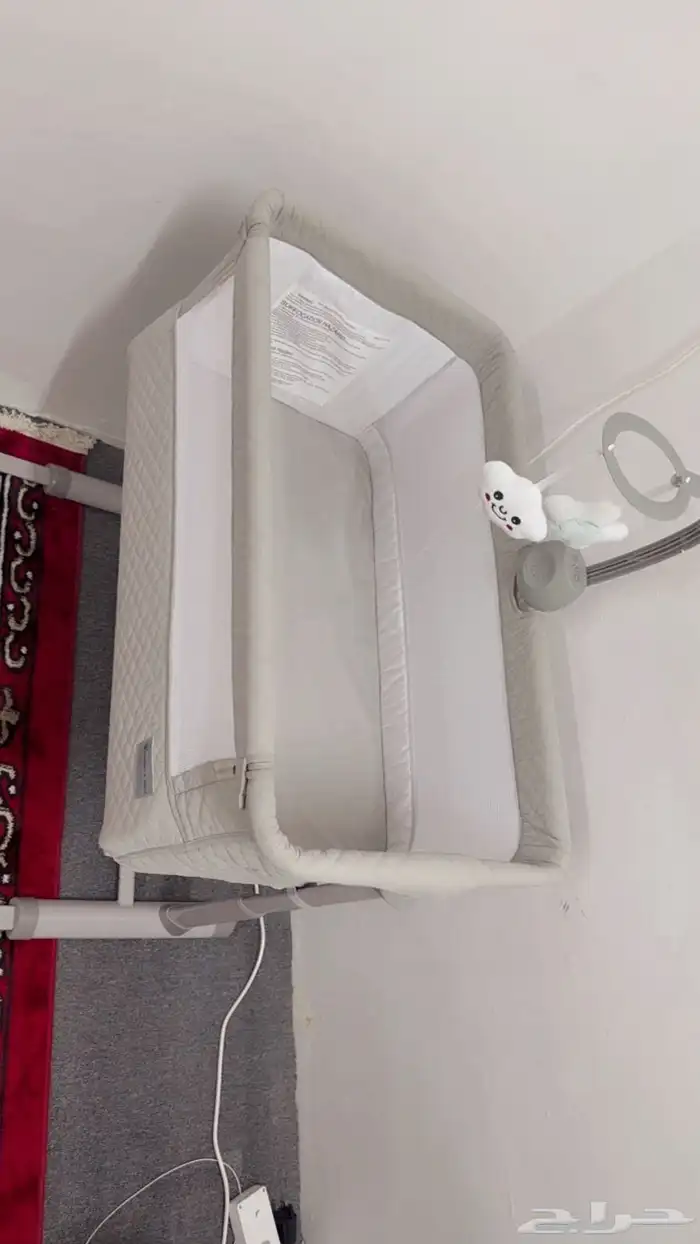 سرير اطفال شبه جديد 2