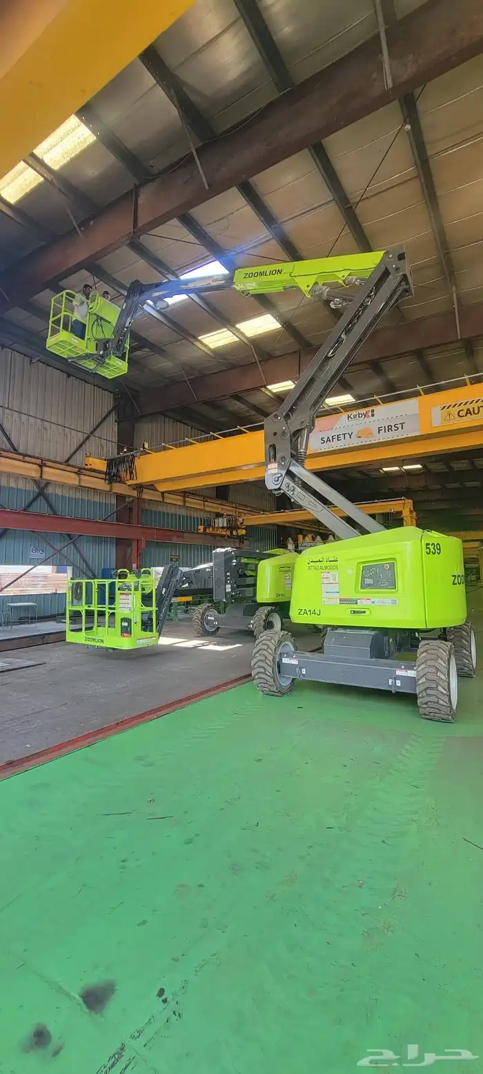 مانلفت 16متر سيزرلفت 12متر للايجار رافعات مقصيه للايجار عمال 7