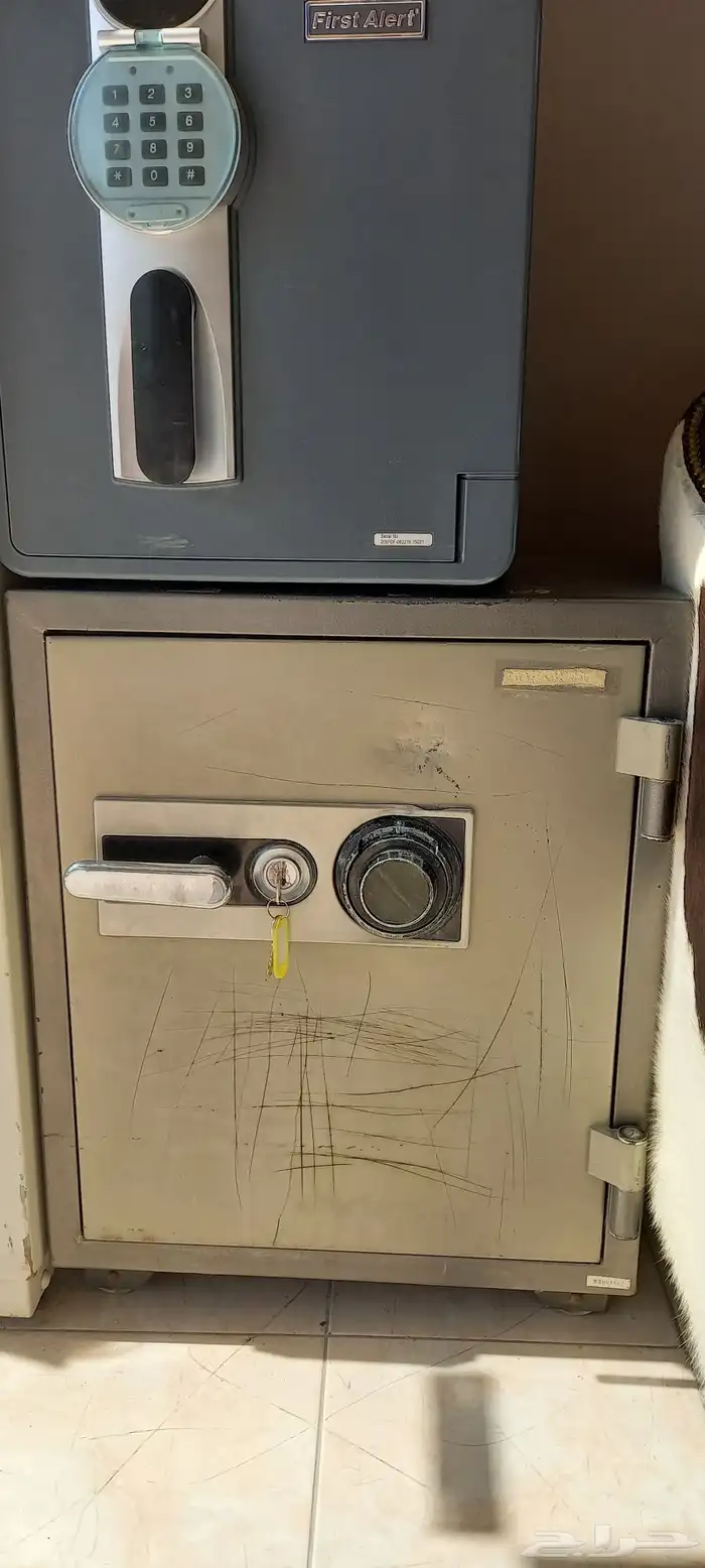 فتح خزنات وصياناتها 0