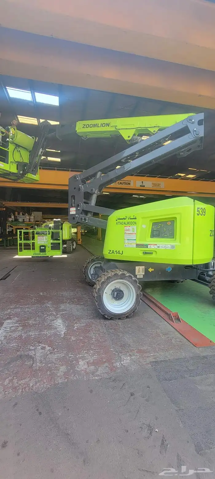 مانلفت 16متر سيزرلفت 12متر للايجار رافعات مقصيه للايجار عمال 9