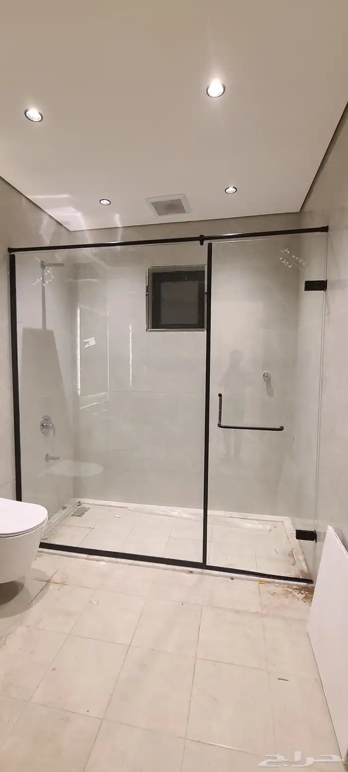 عمر اليماني للزجاج السكوريت والمرايا 0