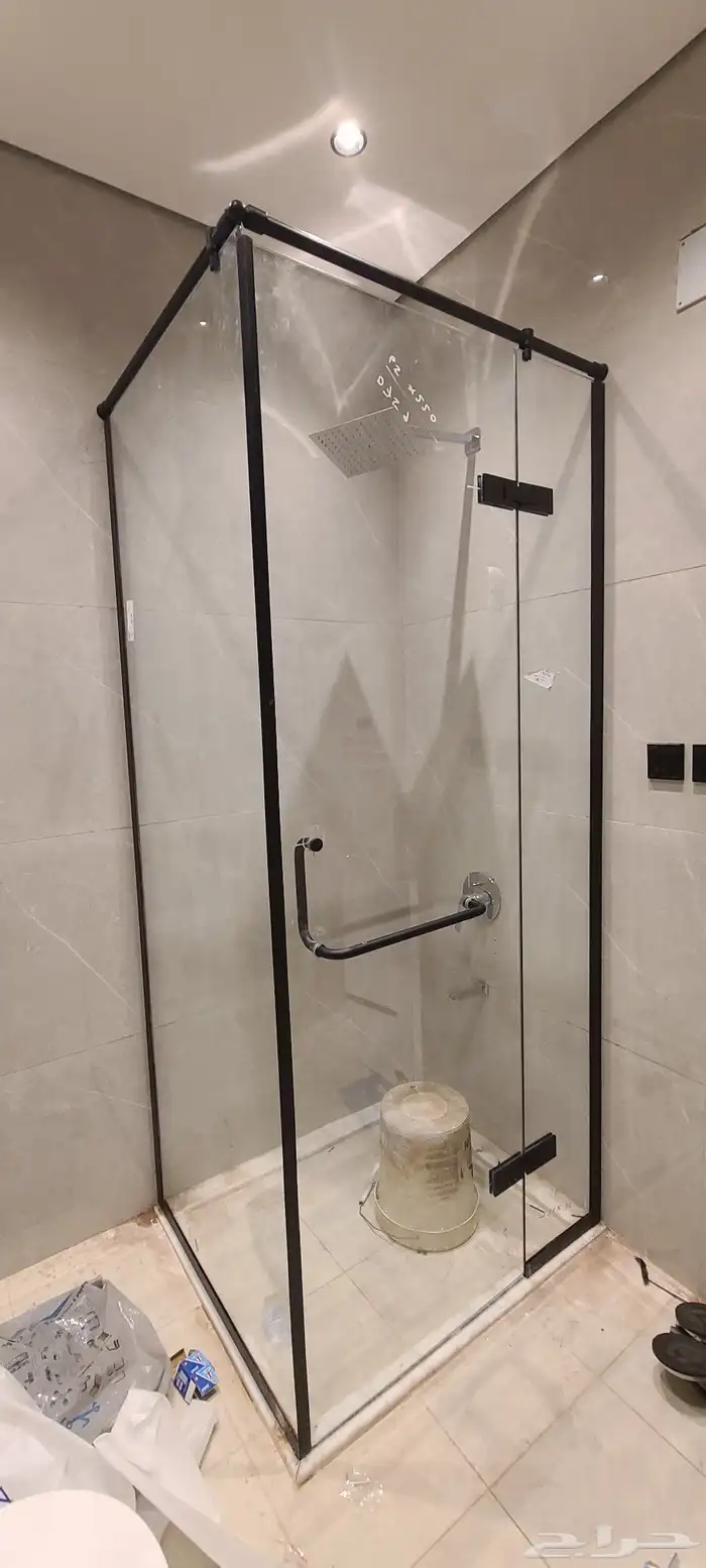 عمر اليماني للزجاج السكوريت والمرايا 8