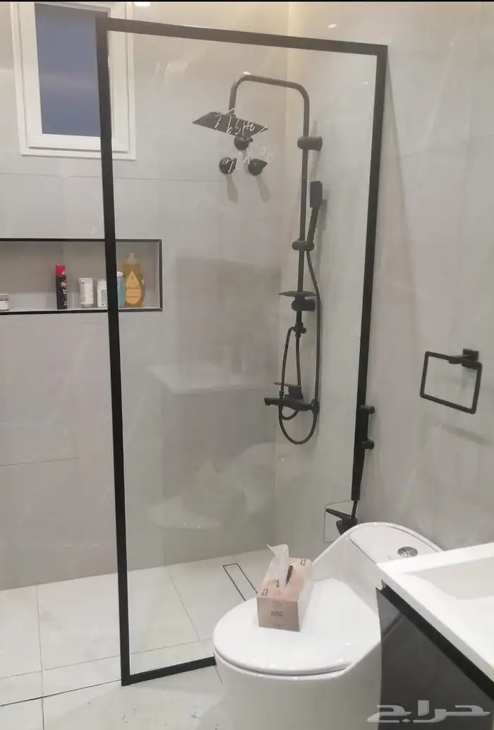 للزجاج السوكريت بجميع انواعه فاصل حاجز قاطع شاور 9