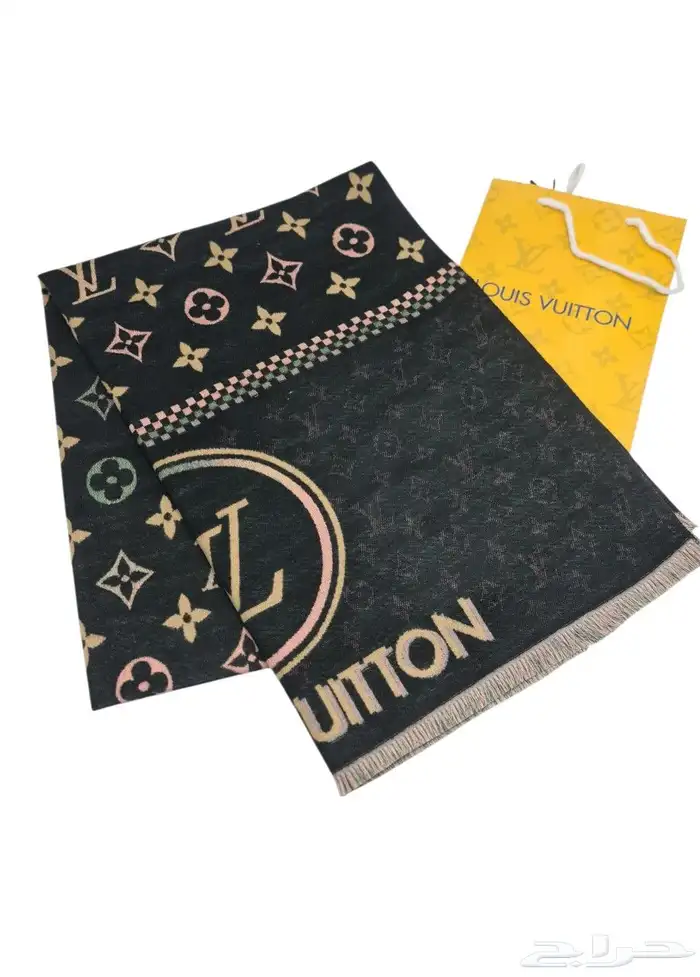 سكارفات___ نسائي .. جديده من لويس فيتنون.. مع الملحقات ا 9