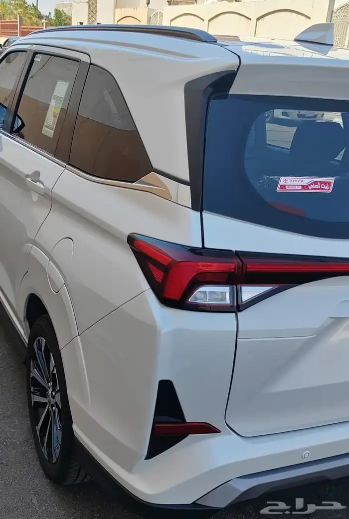 تويوتا فيلوز 2024 فل كامل 5