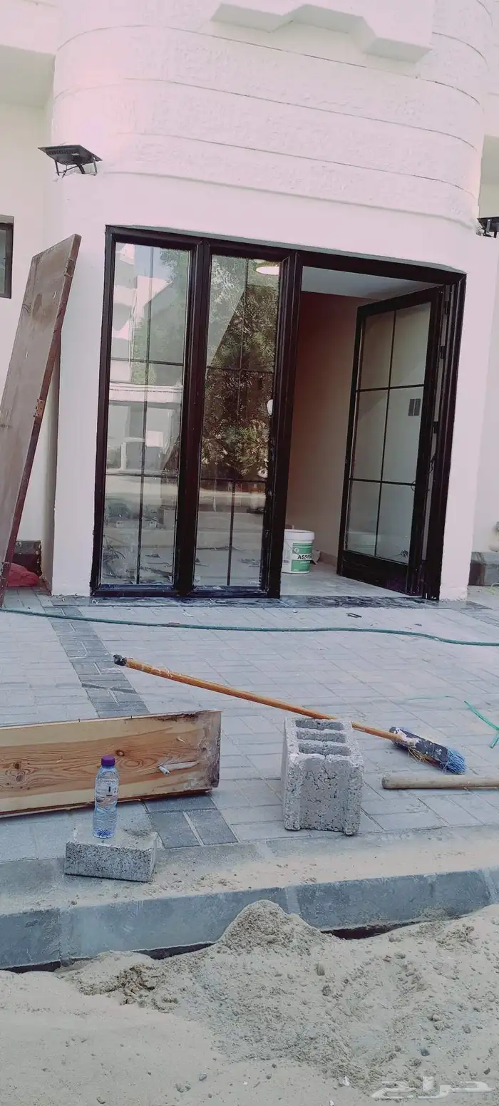 المنيوم ابواب شبابيك مطابخ دربزين زجاج 4