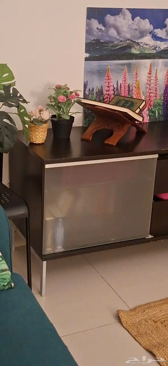 طاولة تلفزيون 1