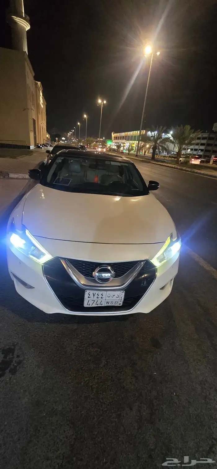 نيسان مكسيما 2017 SV 1