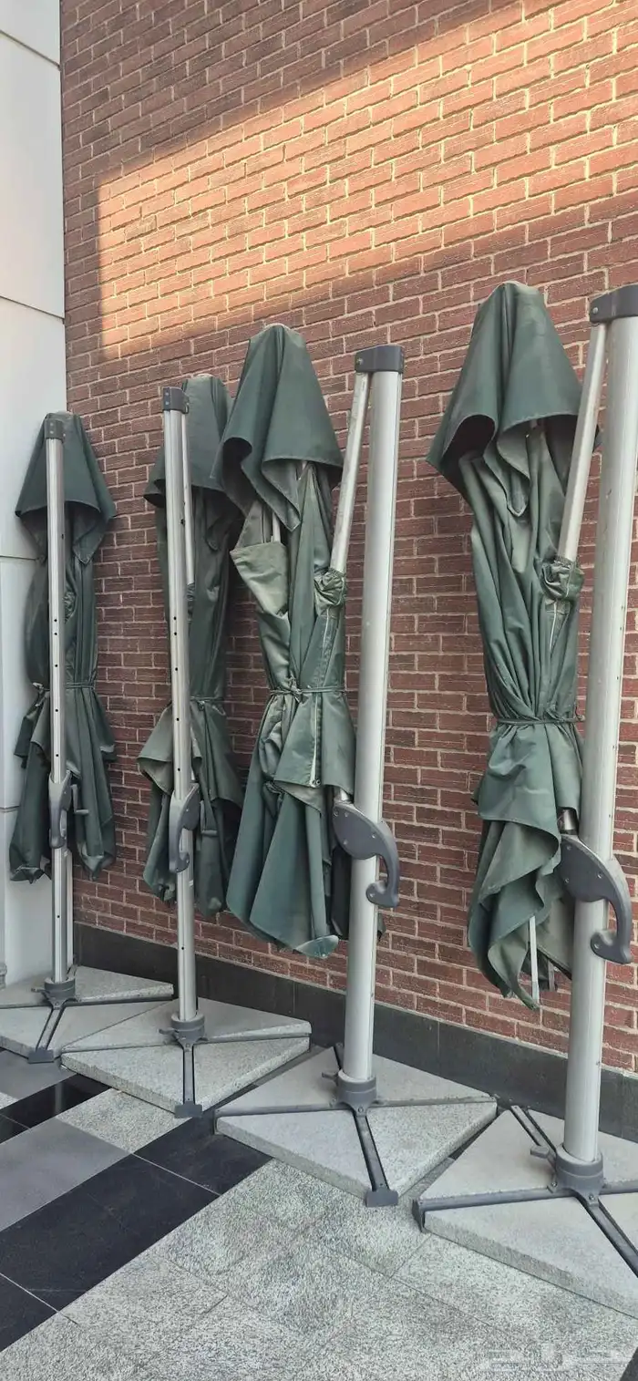 عدد 4 مظلات جلسات خارجية للمطاعم 0