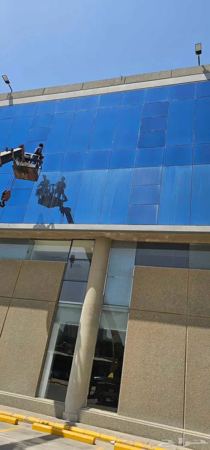 شركة نظافة الواجهات وتنظيف داخلي بمختلف الانواع في جده 3