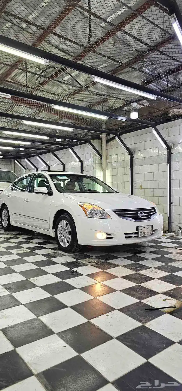 نيسان التيما 2010 8