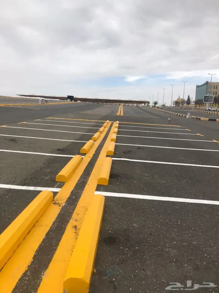 تخطيط طرق ومواقف السيارات تخطيط محطات الوقود تركيب علامات 0