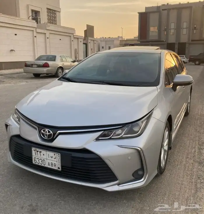 كورولا 2022 فل كامل بصمه مكينه كبيره 2.0 13