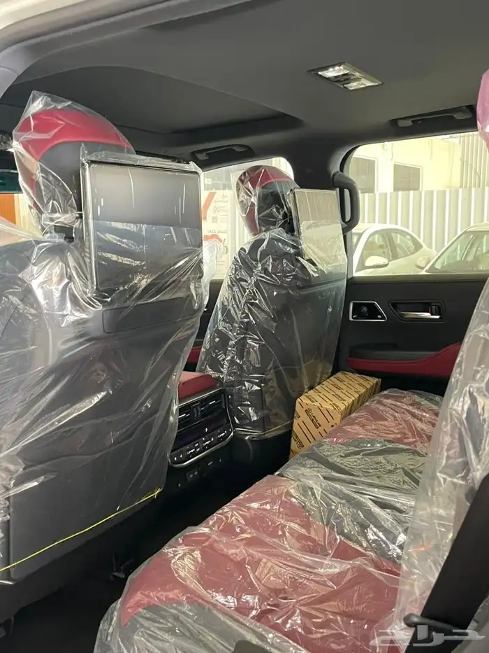 لاندكروزر GR 2025 بريمي 5