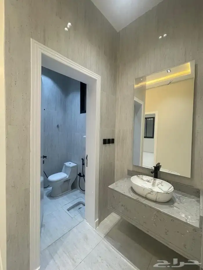 للبيع روف تشطيب vip مقابل نادي ضمك 19