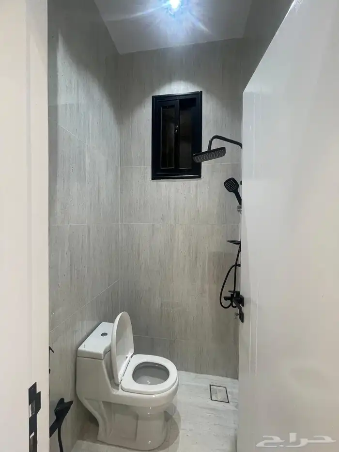 للبيع روف تشطيب vip مقابل نادي ضمك 13