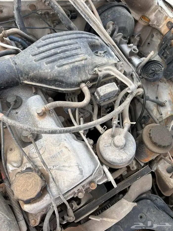 قطع غيار هايلكس 1998 - 2005 5