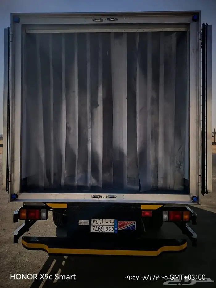 عزل سيارات الفان وانشاء صناديق عزل للوانيت والدينات 5