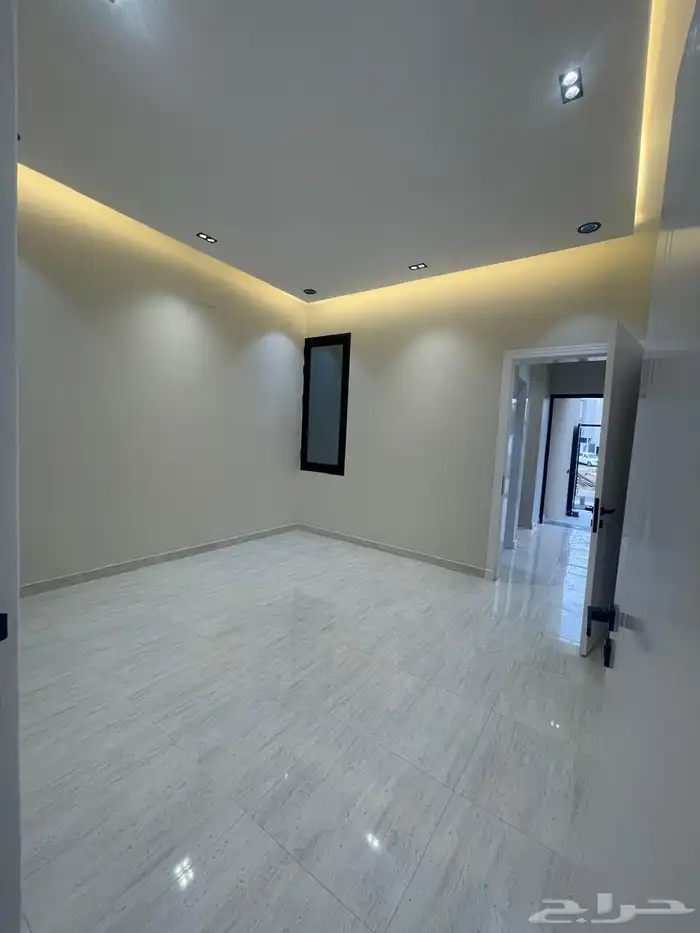 للبيع روف تشطيب vip مقابل نادي ضمك 14