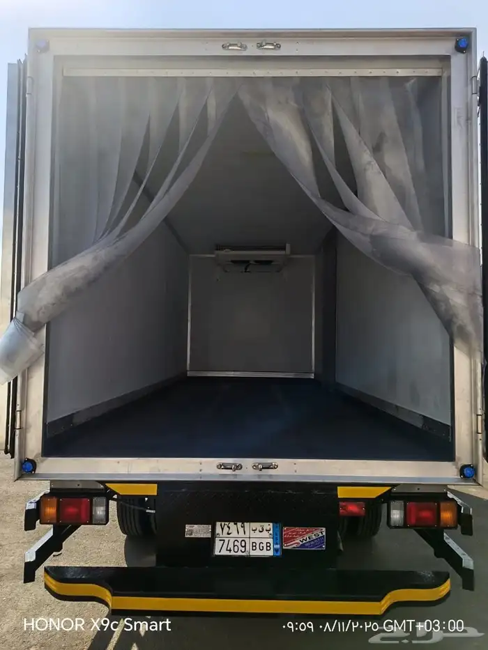 عزل سيارات الفان وانشاء صناديق عزل للوانيت والدينات 0