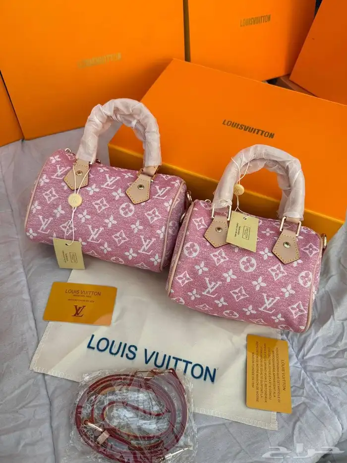 شنط ماركه طبق الاصل توصيل لجميع مناطق المملكه 2