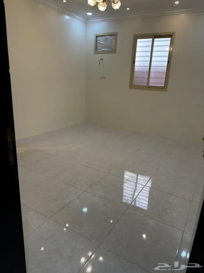 شقة للبيع .. حي المصيف .. خلف المستشفى السعودي الألماني تمام 3