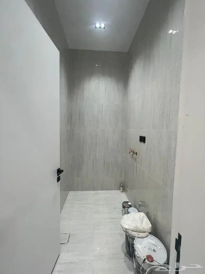 للبيع روف تشطيب vip مقابل نادي ضمك 17