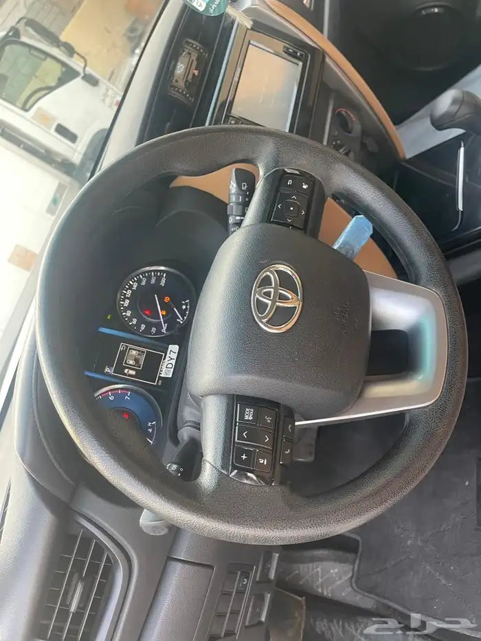 2021 Toyota Fortuner GX 4x4 Standard 6
