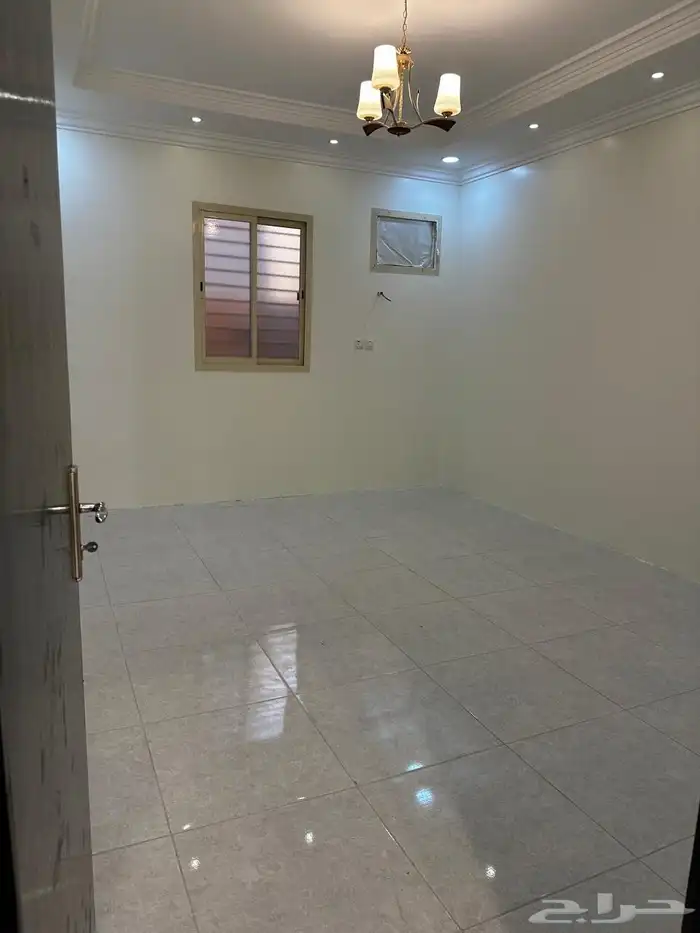 شقة للبيع .. حي المصيف .. خلف المستشفى السعودي الألماني تمام 5