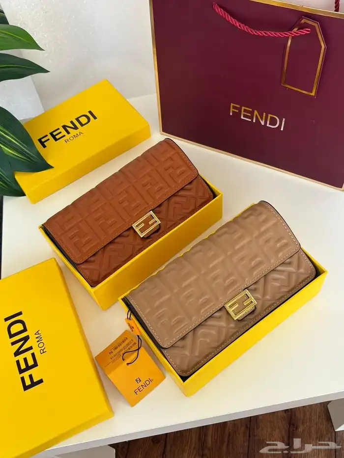 شنط ماركه عالميه 9