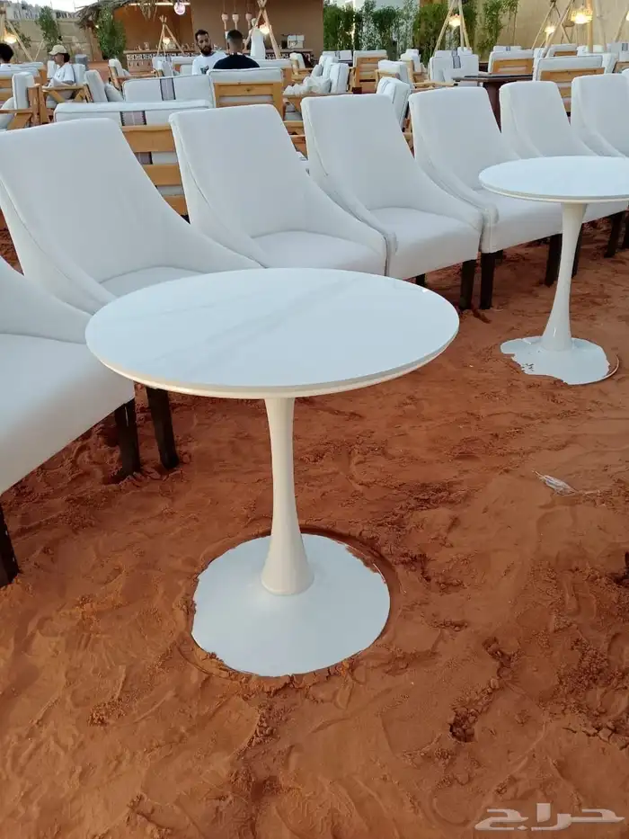تاجير كنب وطاولات كراسي مكتبيه وطاولات 8