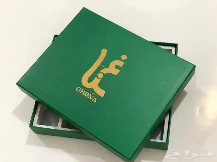 تصميم وطباعه جميع العبوات الورقيه 4