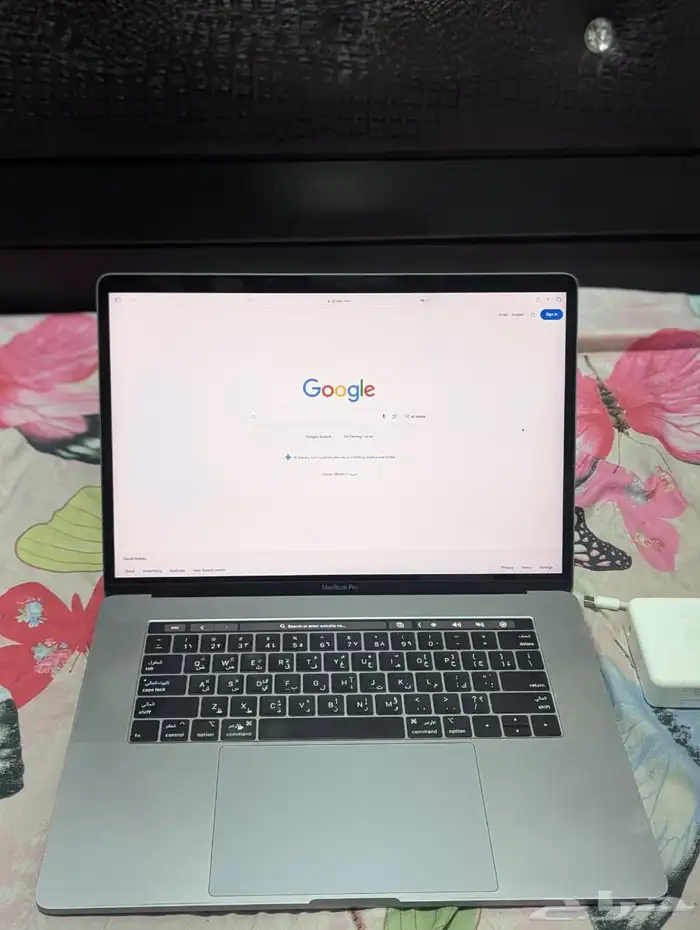 لاب توب ابل ماك بوك برو اي 9 Apple MacBook Pro 3