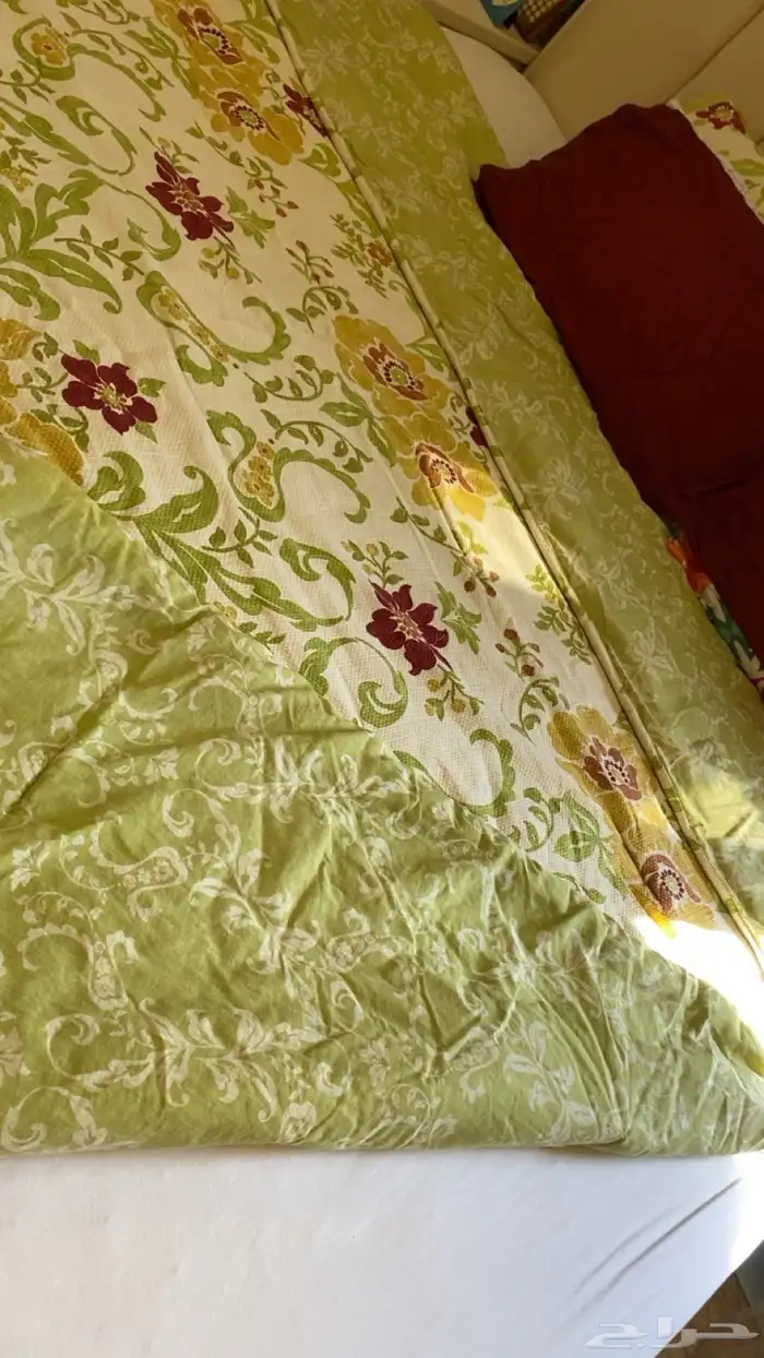 لحاف قطن او مفرش سرير نظيف 2