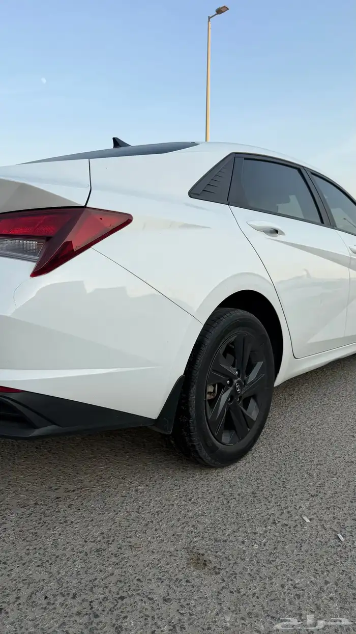 للبيع انترا 2023 سمارت 5