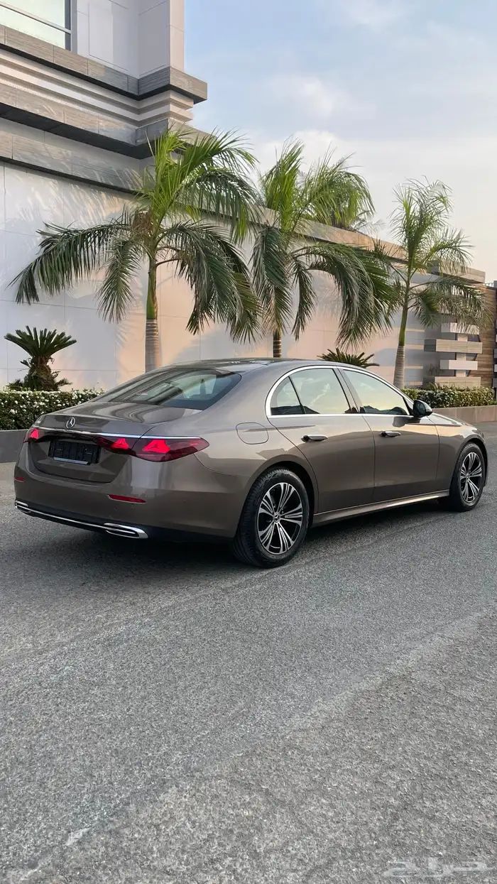 مرسيدس E200 2025 عداد 6 آلاف km ضمان الجفالي إلى 2027 6